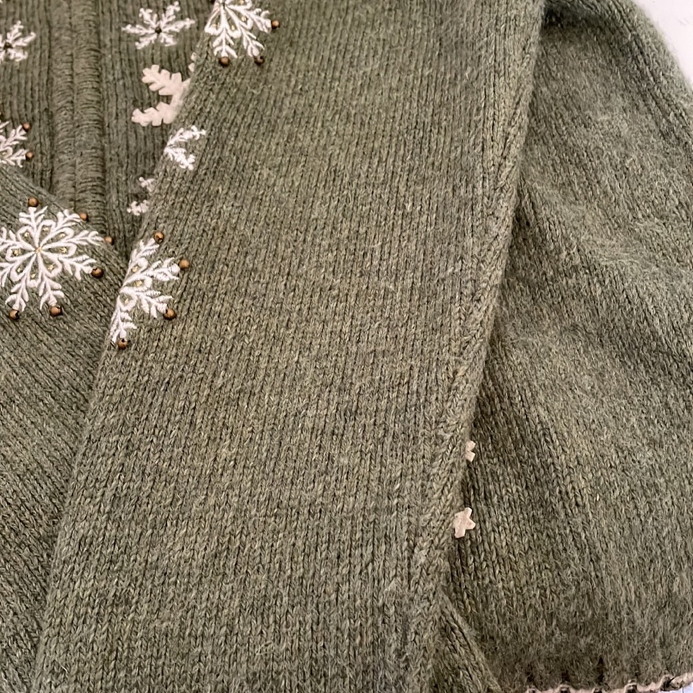 Croft & Barrow Petite Sz P/M Snowflake Sweater - Picture 8 of 11